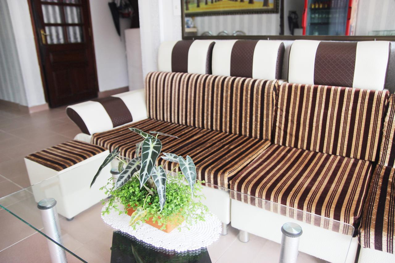 Hoang Uyen Hotel Da Lat Buitenkant foto