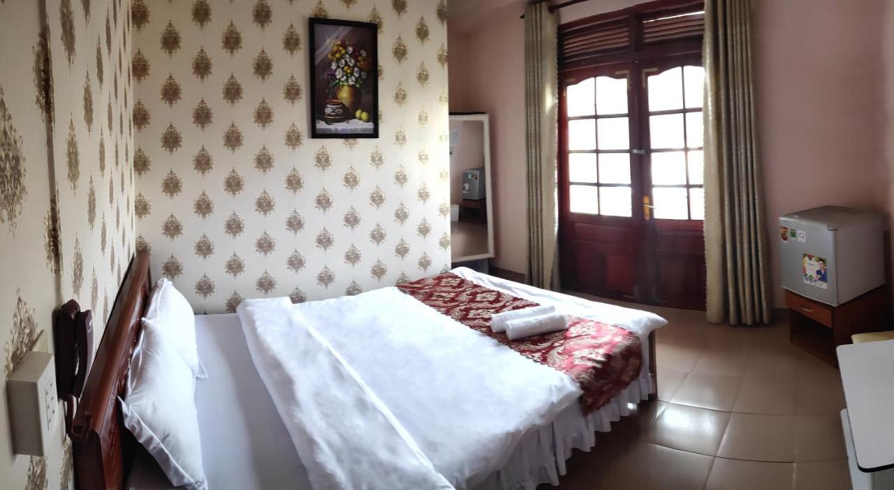 Hoang Uyen Hotel Da Lat Buitenkant foto